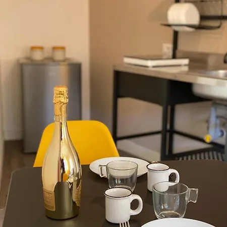 Vannucci 71 Apartment
